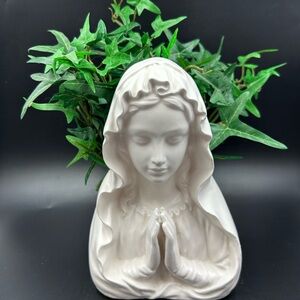 Porcelain Praying Blessed Mother Planter